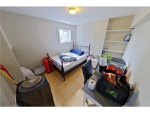 307 Division Street, Kingston, ON - Indoor Photo Showing Bedroom