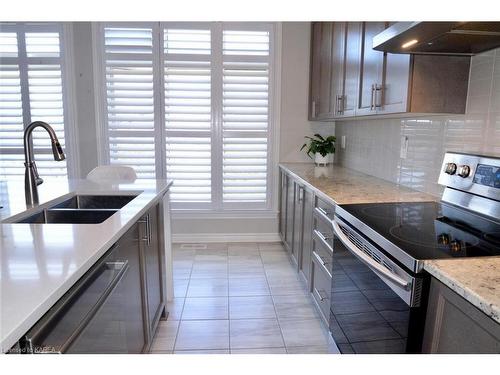 1107 Woodhaven Drive, Kingston, ON - Indoor Photo Showing Kitchen With Double Sink With Upgraded Kitchen