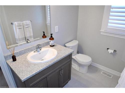 1107 Woodhaven Drive, Kingston, ON - Indoor Photo Showing Bathroom