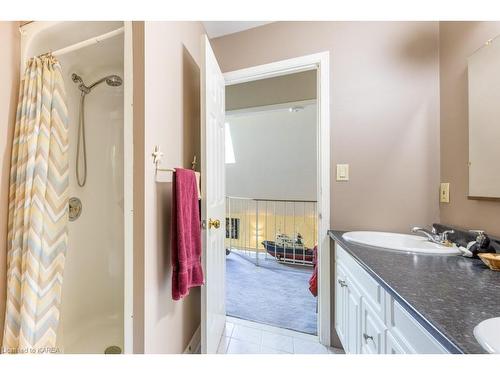 26 Skootamatta Lake Road, Cloyne, ON - Indoor Photo Showing Bathroom