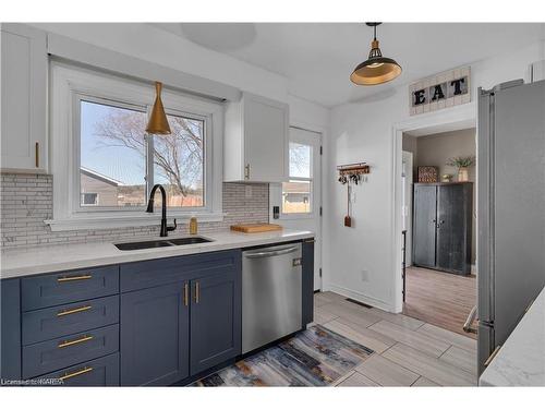 5153 Bath Rd Road, Bath, ON - Indoor Photo Showing Kitchen With Double Sink