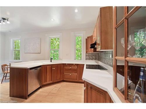 94 King Street, Chesterville, ON - Indoor Photo Showing Kitchen