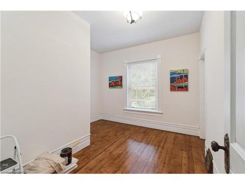 94 King Street, Chesterville, ON - Indoor Photo Showing Other Room