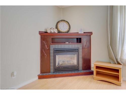 549 Alfred Street, Kingston, ON - Indoor Photo Showing Living Room With Fireplace