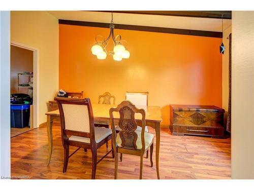 832 Purcell Crescent, Kingston, ON - Indoor Photo Showing Dining Room