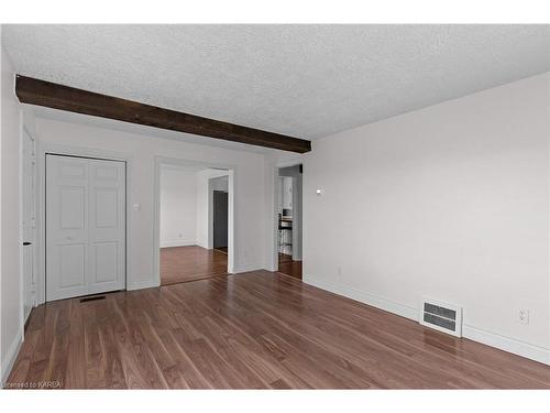 11 Sunny Acres Road, Kingston, ON - Indoor Photo Showing Other Room