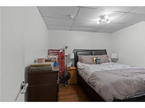 11 Sunny Acres Road, Kingston, ON - Indoor Photo Showing Bedroom