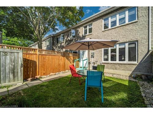 32 Yonge Street, Kingston, ON - Outdoor