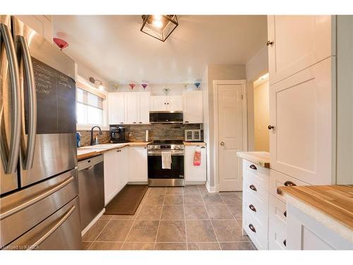 1448 Rickards Road, South Frontenac, ON - Indoor Photo Showing Kitchen