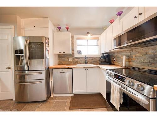 1448 Rickards Road, South Frontenac, ON - Indoor Photo Showing Kitchen