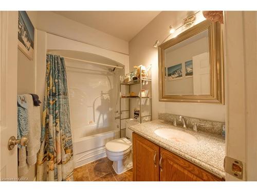 1448 Rickards Road, South Frontenac, ON - Indoor Photo Showing Bathroom