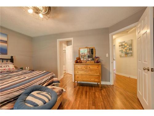 1448 Rickards Road, South Frontenac, ON - Indoor Photo Showing Bedroom