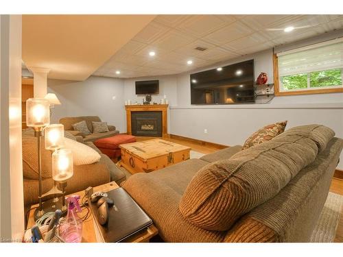 1448 Rickards Road, South Frontenac, ON - Indoor With Fireplace