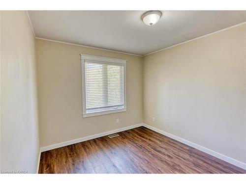 1154 Village Woods Drive, Sharbot Lake, ON - Indoor Photo Showing Other Room