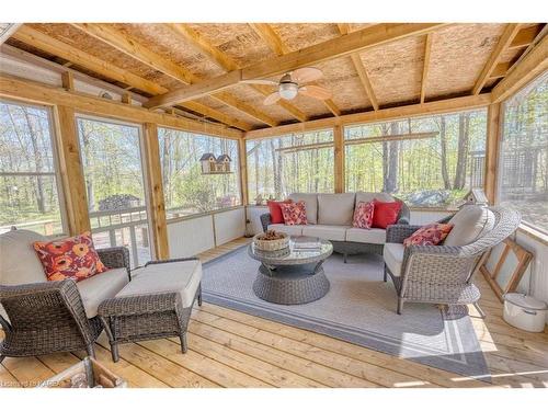 1154 Village Woods Drive, Sharbot Lake, ON - Indoor Photo Showing Living Room