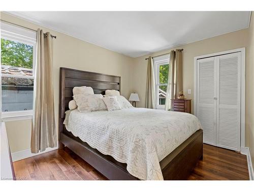 1968 Sharpe'S Lane, Brockville, ON - Indoor Photo Showing Bedroom