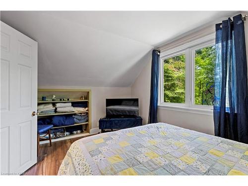 1968 Sharpe'S Lane, Brockville, ON - Indoor Photo Showing Bedroom