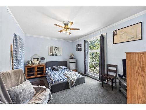 159 Montreal Street, Kingston, ON - Indoor Photo Showing Bedroom