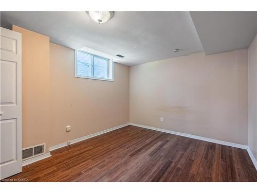 1386 Brackenwood Crescent, Kingston, ON - Indoor Photo Showing Other Room