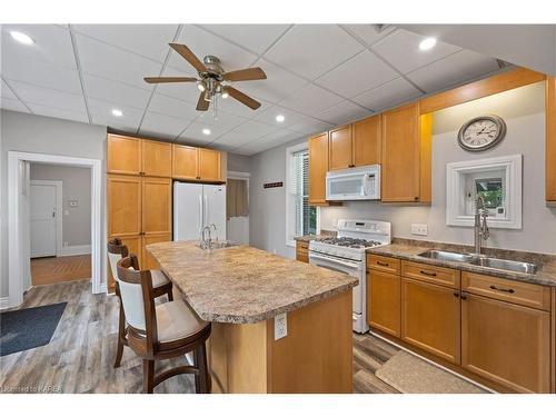 195 Market St Street, Gananoque, ON - Indoor Photo Showing Kitchen With Double Sink