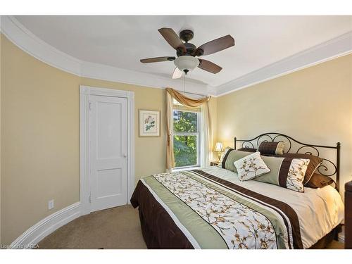 195 Market St Street, Gananoque, ON - Indoor Photo Showing Bedroom