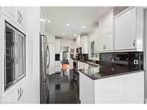 1058 Lucas Road, Odessa, ON - Indoor Photo Showing Kitchen