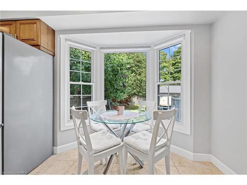 964 Prestwick Crescent, Kingston, ON - Indoor Photo Showing Dining Room