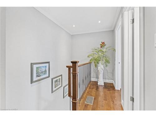 964 Prestwick Crescent, Kingston, ON - Indoor Photo Showing Other Room