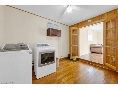 103 Orchard Drive, Belleville, ON - Indoor Photo Showing Laundry Room