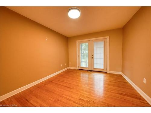 311 Portsmouth Avenue, Kingston, ON - Indoor Photo Showing Other Room