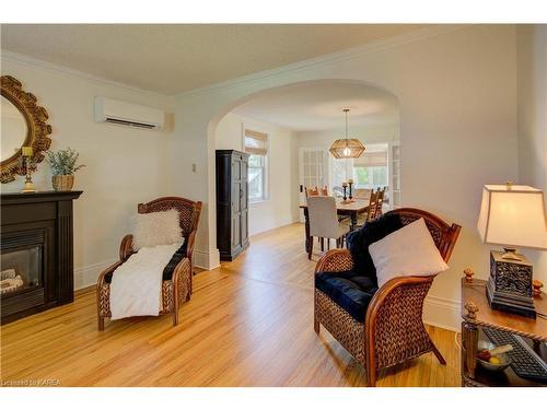 261 Arthur Street, Gananoque, ON - Indoor Photo Showing Living Room With Fireplace