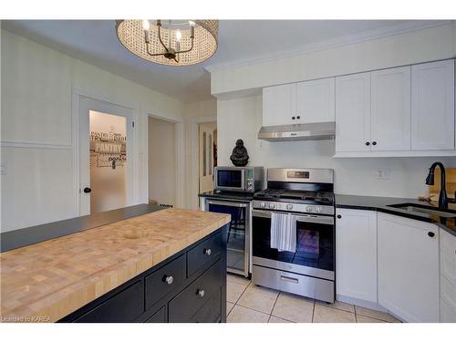 261 Arthur Street, Gananoque, ON - Indoor Photo Showing Kitchen