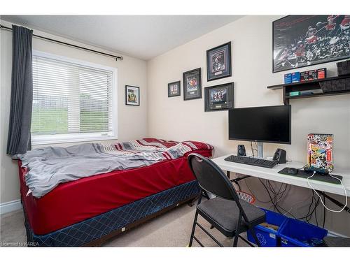 66 Amy Lynn Drive, Amherstview, ON - Indoor Photo Showing Bedroom