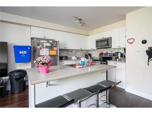 66 Amy Lynn Drive, Amherstview, ON - Indoor Photo Showing Kitchen