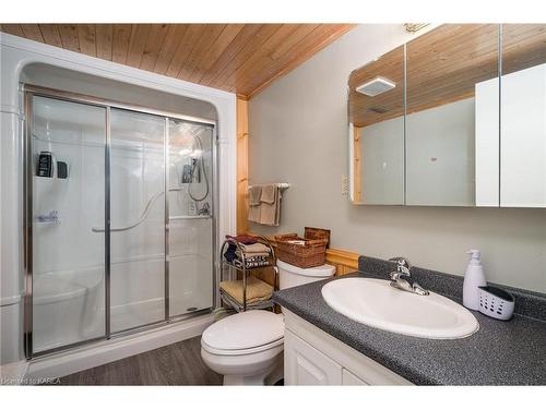 2118 County Road 9, Greater Napanee, ON - Indoor Photo Showing Bathroom