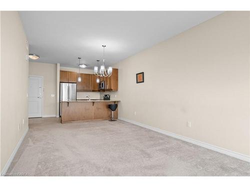 310-740 Augusta Drive, Kingston, ON - Indoor Photo Showing Kitchen