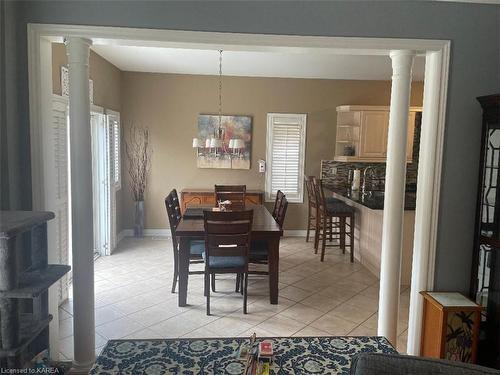 485 English Rose Lane, Oakville, ON - Indoor Photo Showing Dining Room