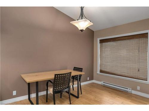 150 Patrick Street, Kingston, ON - Indoor Photo Showing Other Room