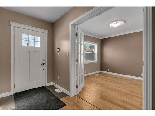 150 Patrick Street, Kingston, ON - Indoor Photo Showing Other Room