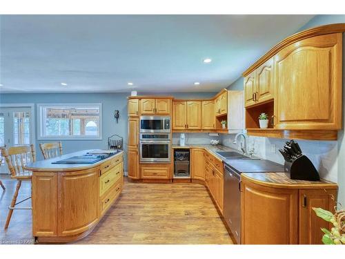 1221 Cp Lane, Arden, ON - Indoor Photo Showing Kitchen