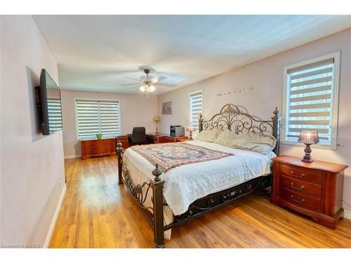 1221 Cp Lane, Arden, ON - Indoor Photo Showing Bedroom