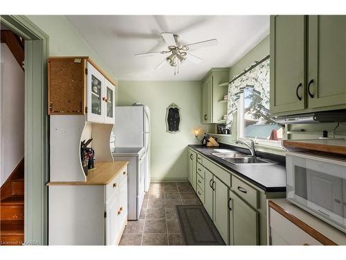 193 Pine Street, Kingston, ON - Indoor Photo Showing Kitchen With Double Sink