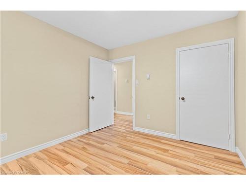 409 Regent Street, Kingston, ON - Indoor Photo Showing Other Room