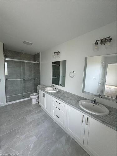 226 Dr Richard James Crescent, Amherstview, ON - Indoor Photo Showing Bathroom