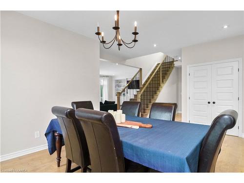 501 Savannah Court, Kingston, ON - Indoor Photo Showing Dining Room