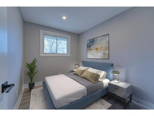 1-1344 Waverley Crescent, Kingston, ON - Indoor Photo Showing Bedroom