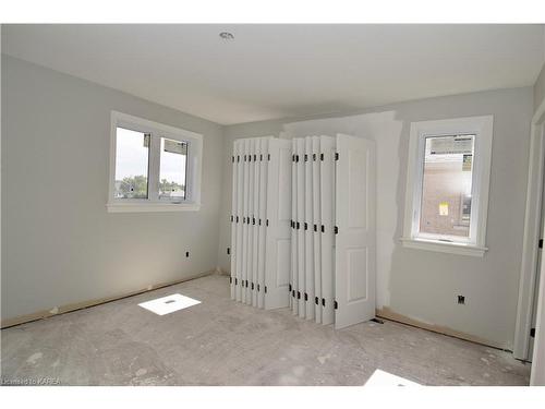 192 Cherrywood Parkway, Napanee, ON - Indoor Photo Showing Other Room