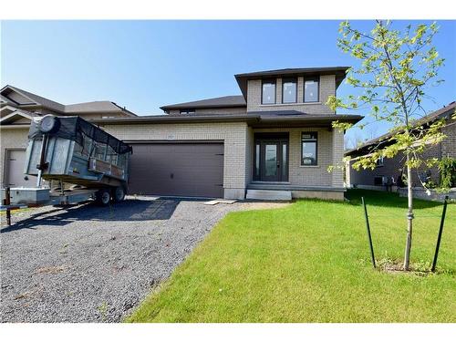 192 Cherrywood Parkway, Napanee, ON - Outdoor With Facade