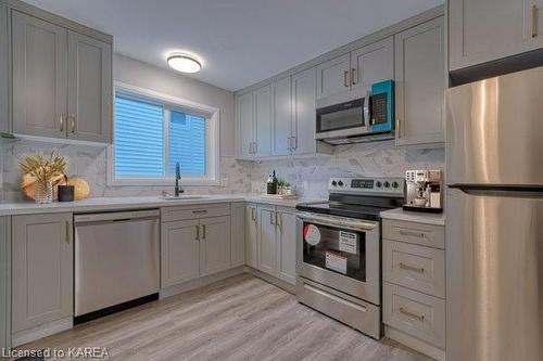 1-1344 Brackenwood Crescent, Kingston, ON - Indoor Photo Showing Kitchen With Stainless Steel Kitchen