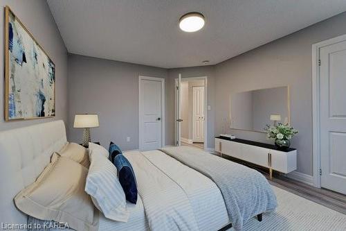 1-1344 Brackenwood Crescent, Kingston, ON - Indoor Photo Showing Bedroom